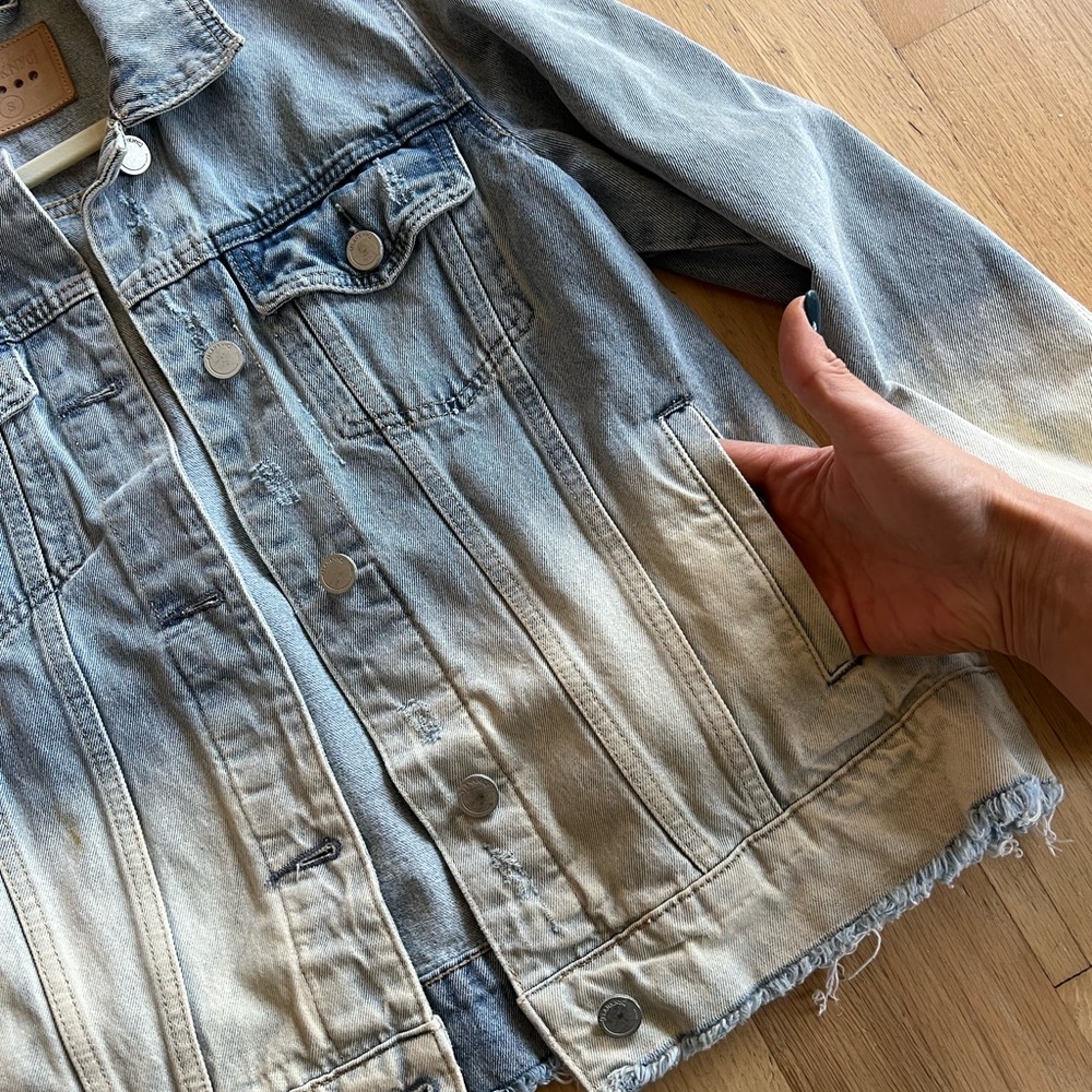 Jean jacket - Picture 10 of 10